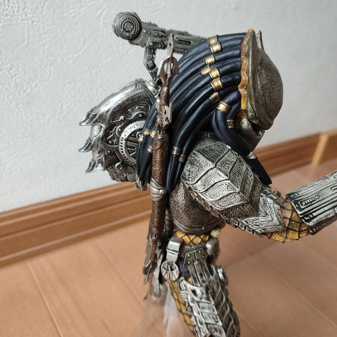 プレデター フィギュア