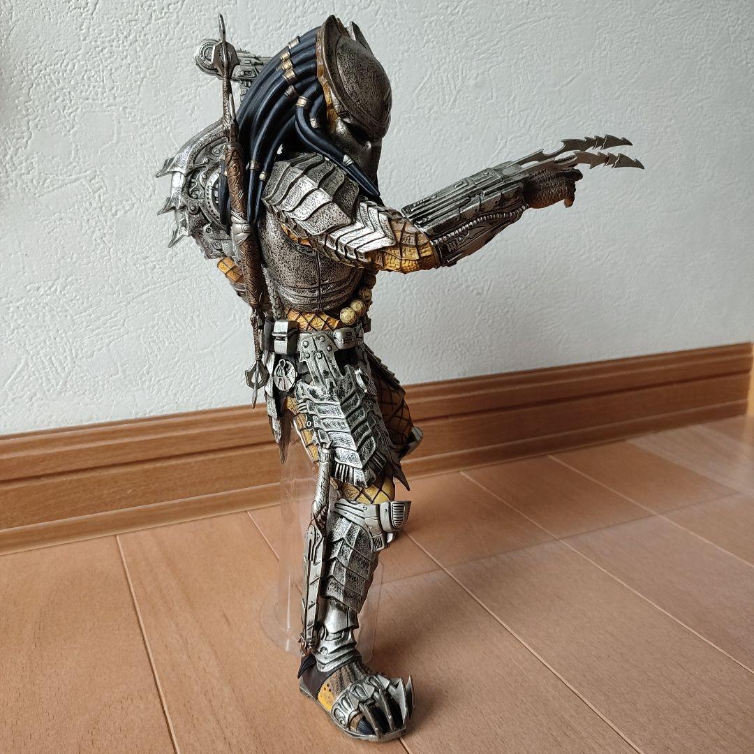 プレデター フィギュア