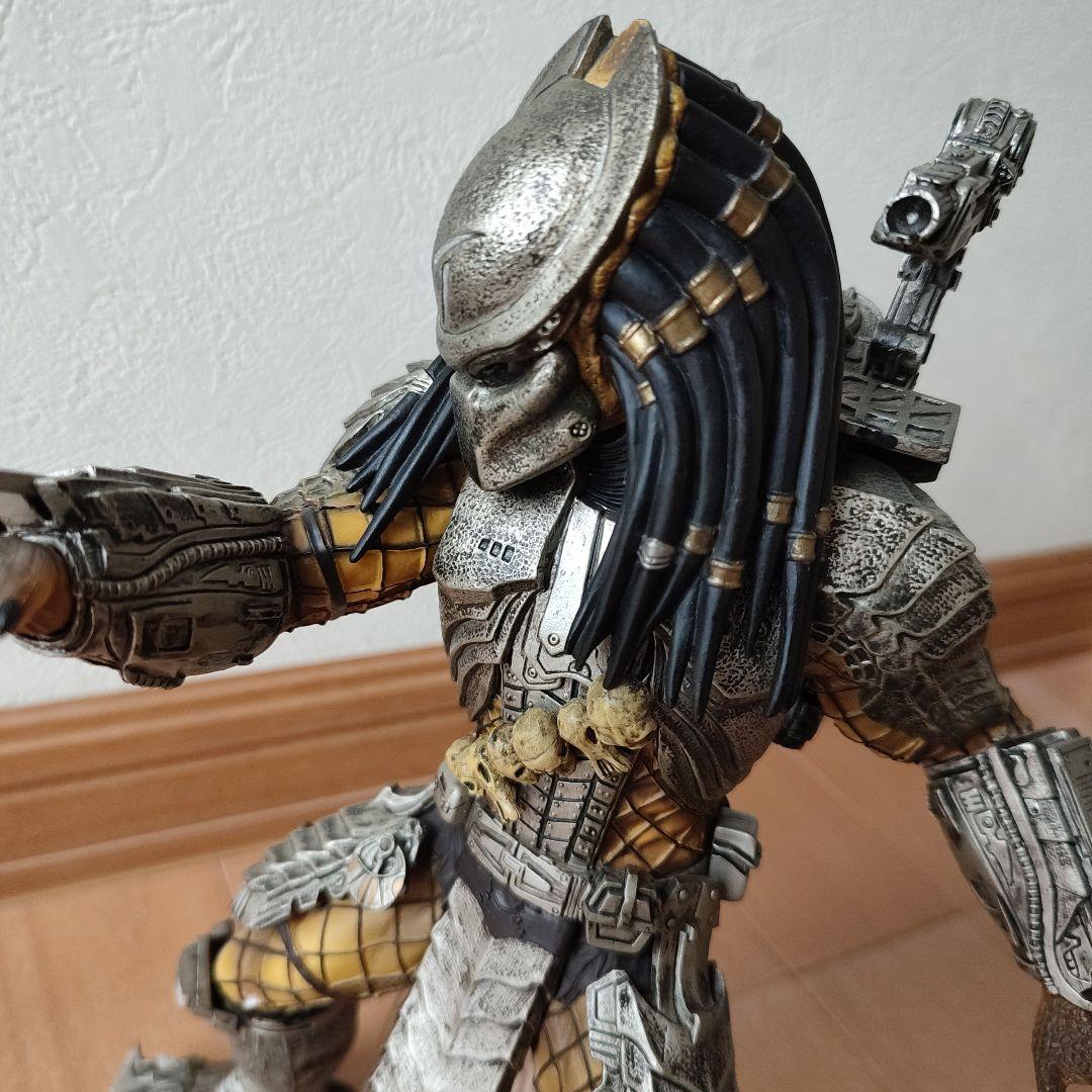 プレデター フィギュア