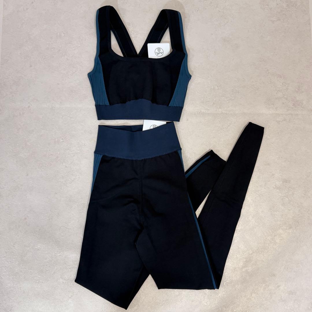 新品エルメス　ヨガウェアセット　ブラック&ネイビー