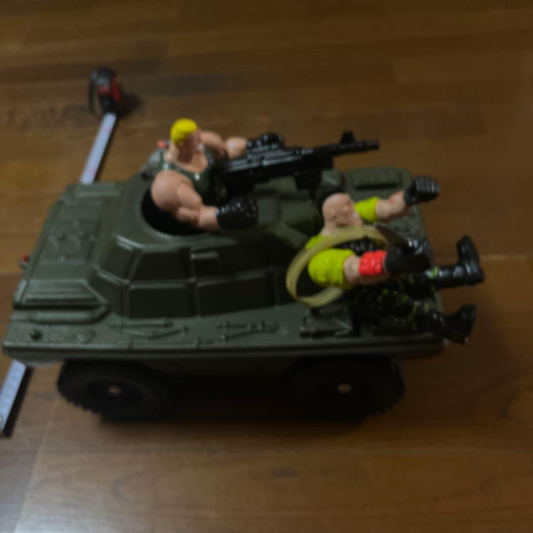 スモールソルジャーズ　ブリック.バズーカ＆ニック.ニトロ　+走行タンク