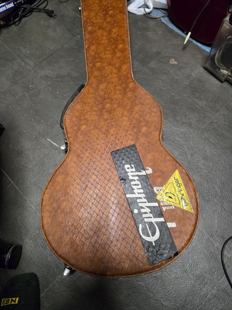 エピフォンES３３９赤色