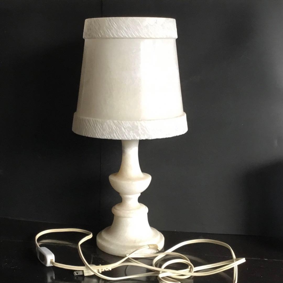 テーブルランプ 重さ:約4.5kg 高さ:約40cm 幅約:20cm