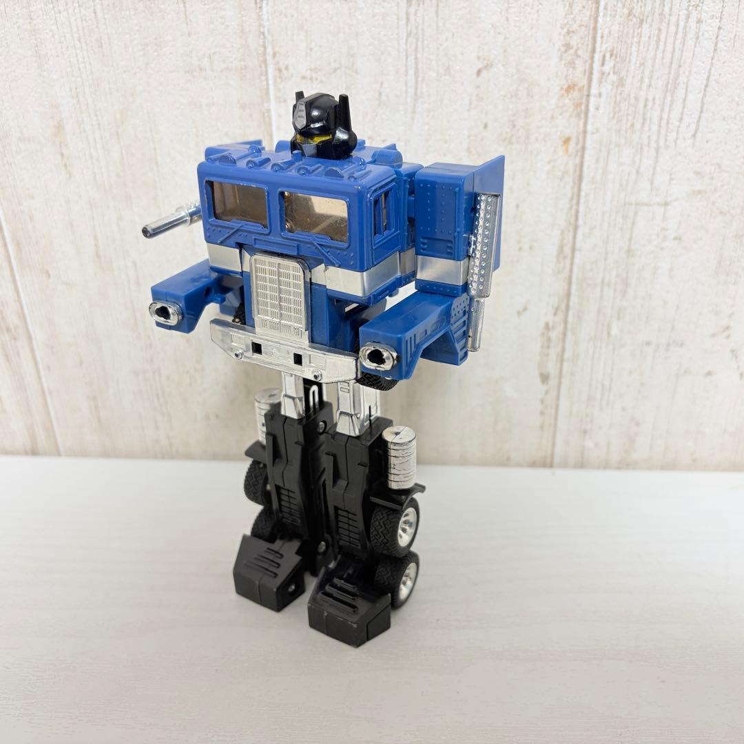 ダイアクロン パワードコンボイ　トラック　トランスフォーマー