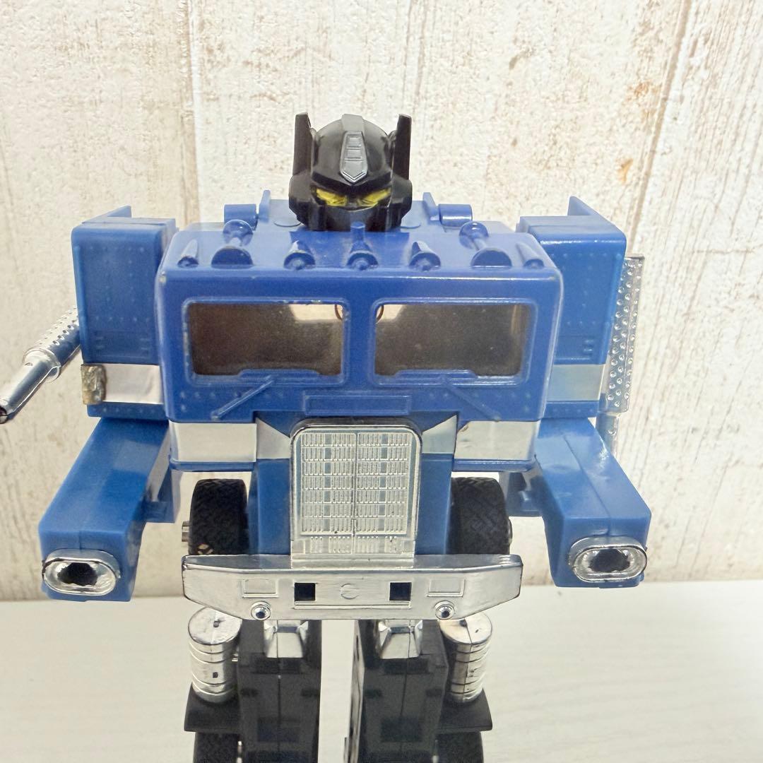 ダイアクロン パワードコンボイ　トラック　トランスフォーマー