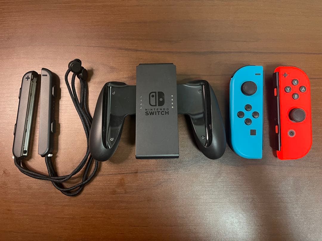 【即日発送】Nintendo Switch ネオンブルー・ネオンレッド