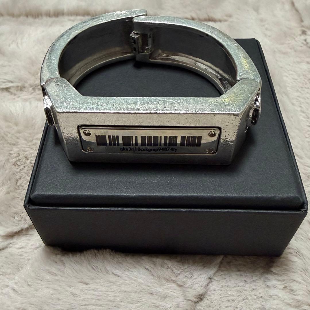 囚われのパルマ Refrain　シーハイブ バングル　チアキ　ムービック