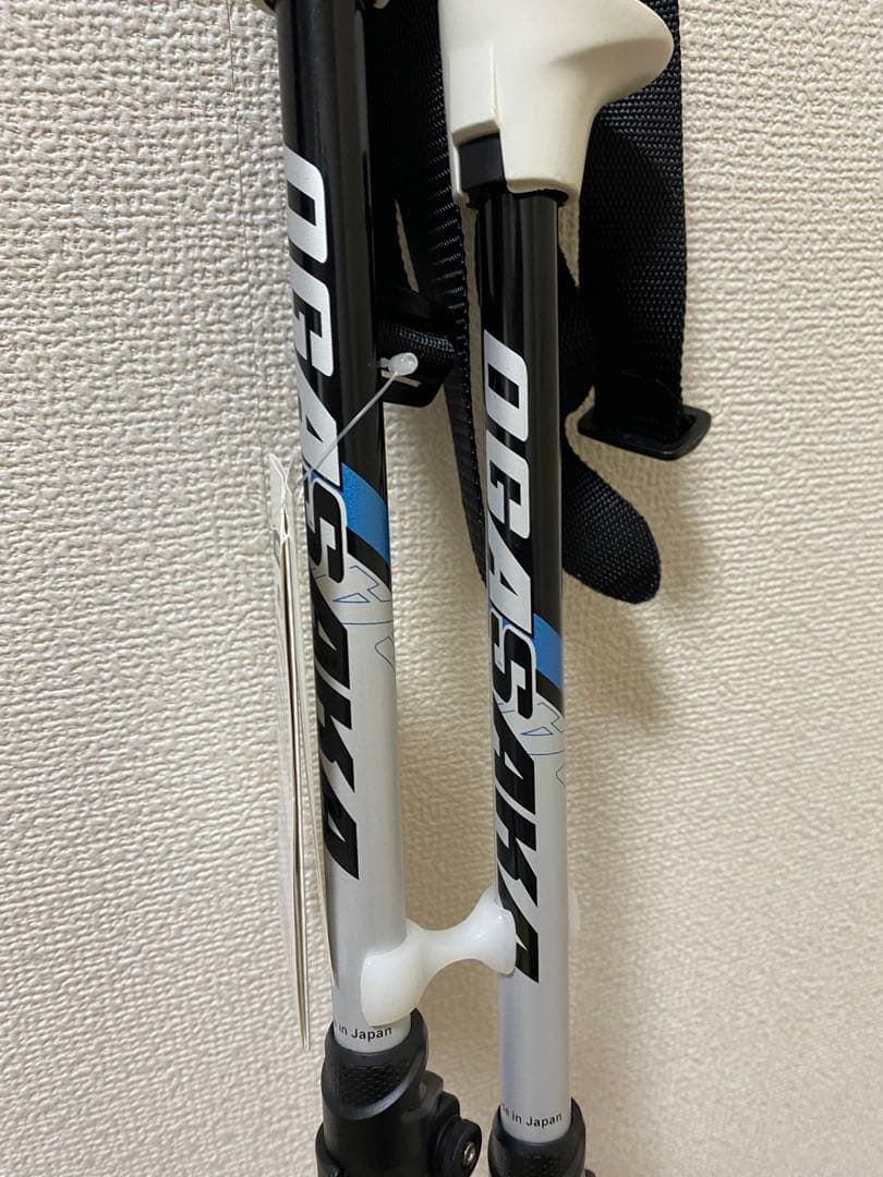 ⭐︎新品・未使用品　OGASAKA スキー ストック ブラック/ホワイト/ブルー