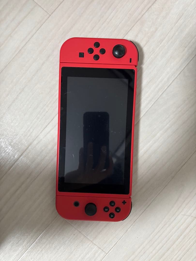 ニンテンドーSwitch 本体　マリオレッド　箱無し