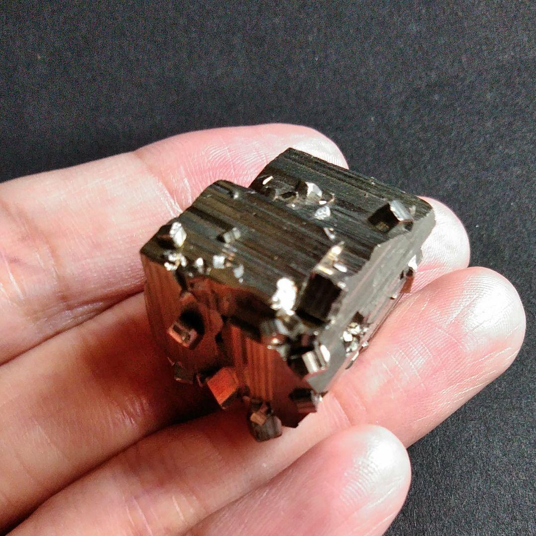 鉱物　標本　パイライト　原石　30mm