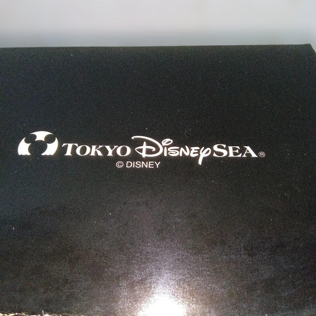 東京ディズニーシー　Vintage Mickey 木製レトロフィギュア