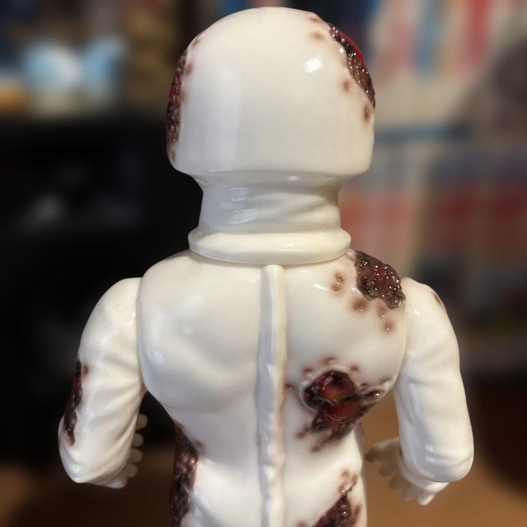 ブラドサカー星人 ソフビ UNKNOWN MAKER