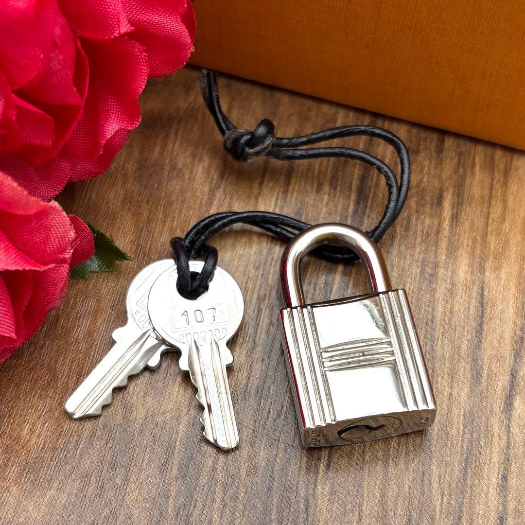⛄極美品⛄エルメス カデナ パドロック南京錠 鍵 no.107 シルバー#584