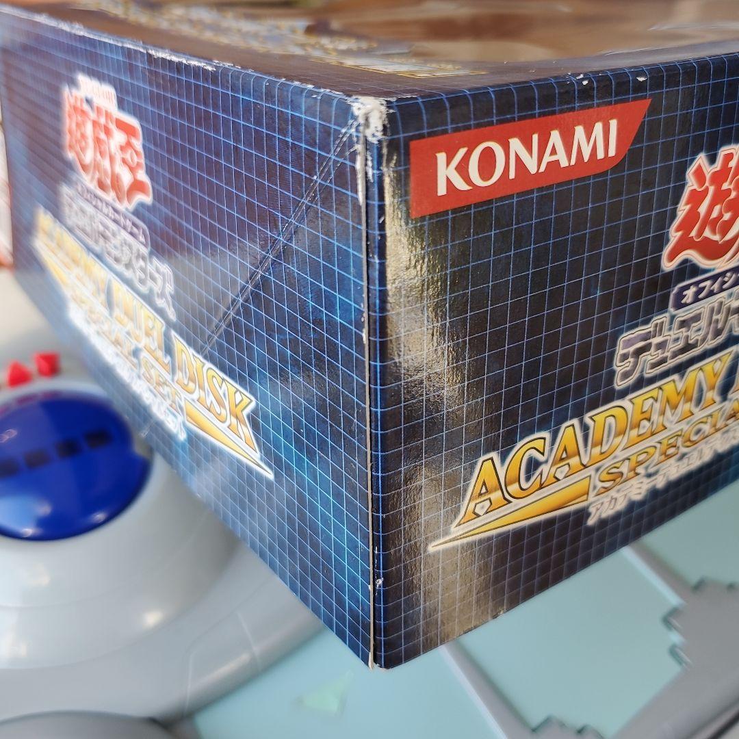 遊戯王　オシリスレッド　アカデミー　デュエルディスク　十代