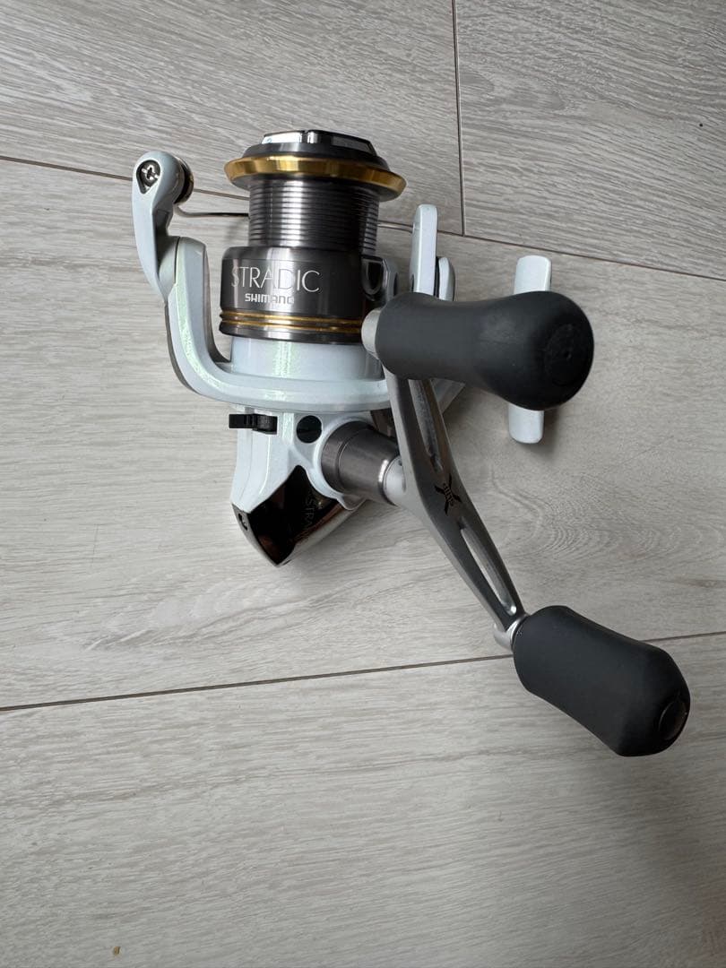 SHIMANOシマノ STRADIC 2500FD ストラディック