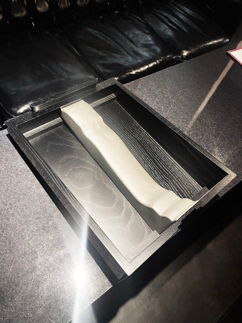 RICHARD HENNESSY 空箱 付属部品1点無