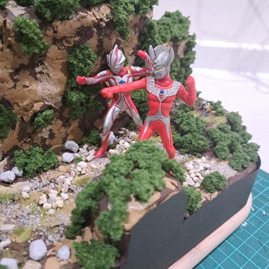 ジオラマ ウルトラマンメビウス・セブン 対 インペライザー