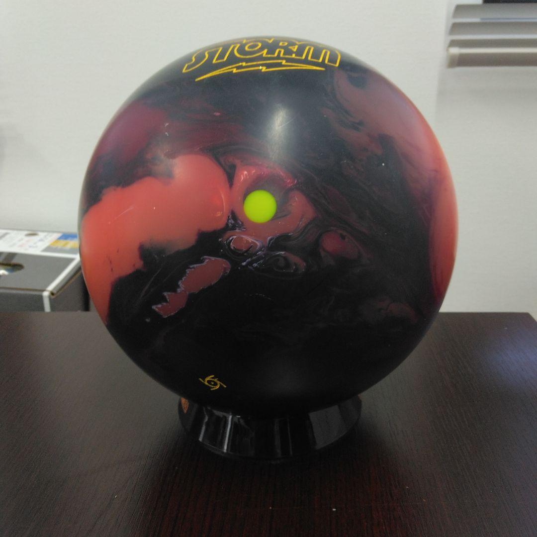 LOCK UP & STORM ボウリングボール 14p4oz