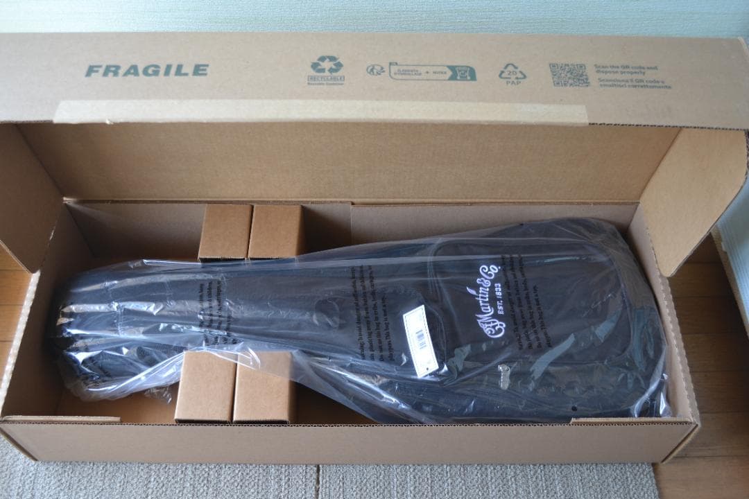 未使用■Martin マーチン LX-1リトルマーチン ケース付き