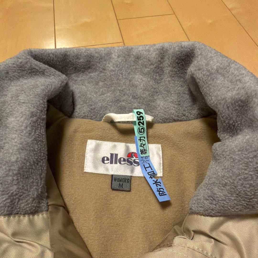 ムートンファー付き　スキーウェア　上下セット　ellesse　ゴールドウィン