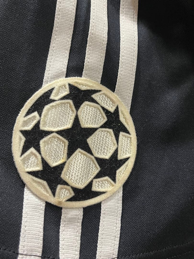 フィーゴ ユニフォーム直筆サイン 鑑定書付きレアル マドリード サイン入り