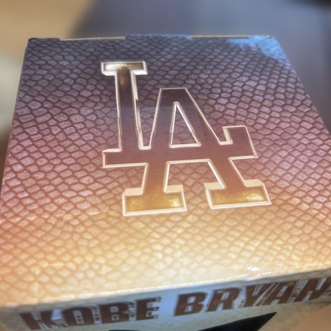 Kobe Bryant Los Angeles Dodgers フィギュア