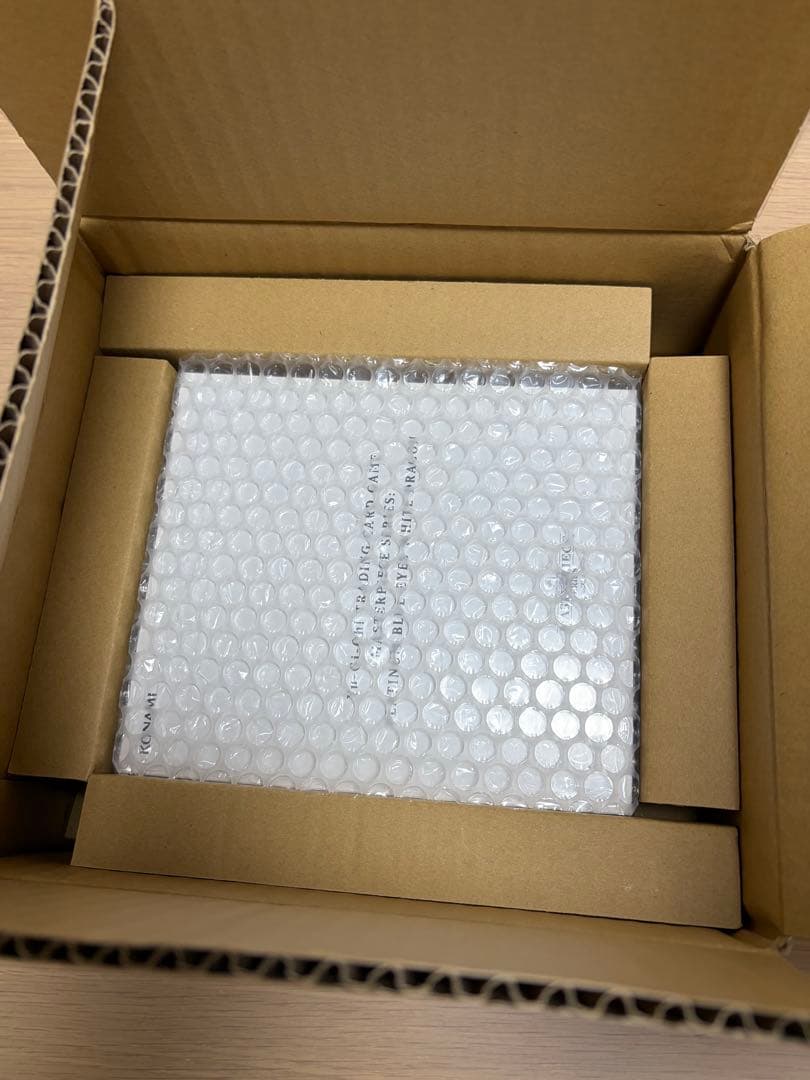 プラチナ青眼 遊戯王 Platinum Blue Eyes青眼の白龍 EU版