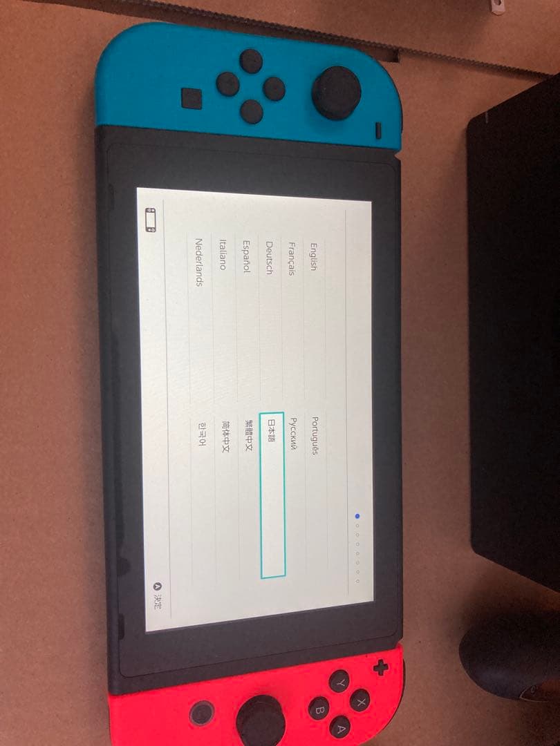 Nintendo Switch 本体 青・赤 Joy-Con付き