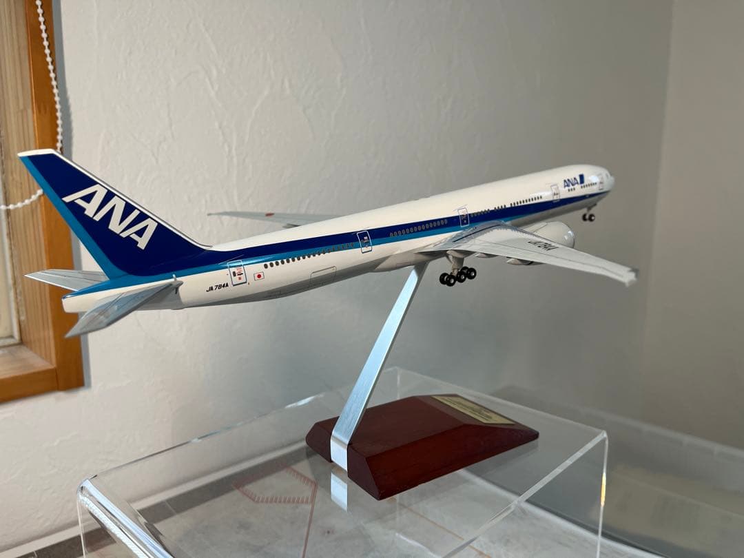 ANA Boeing 777-300ER 1/200 完成品モデル　全日空商事