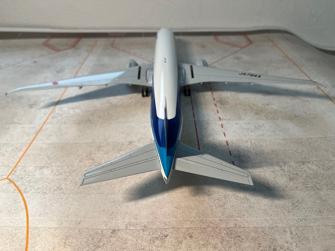 ANA Boeing 777-300ER 1/200 完成品モデル　全日空商事