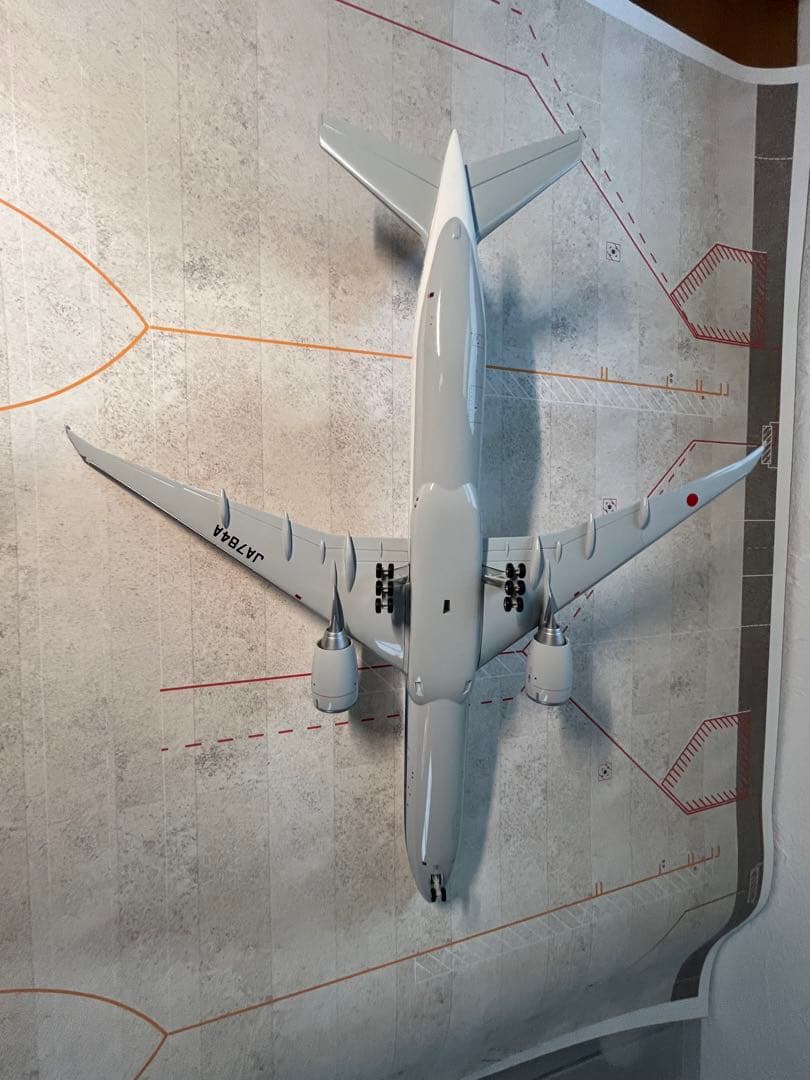 ANA Boeing 777-300ER 1/200 完成品モデル　全日空商事