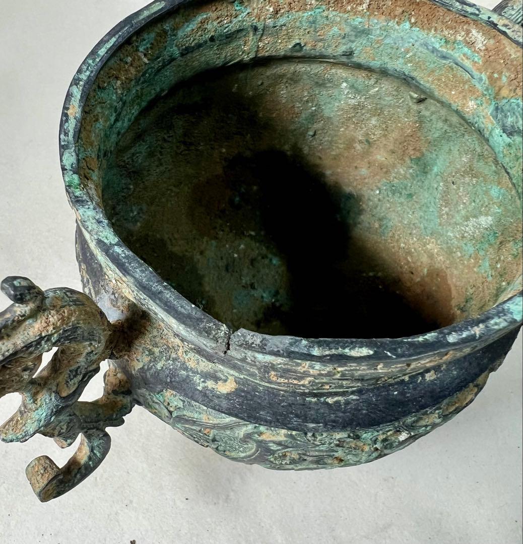 清時代　乾隆年製　獅子双龍紋　古銅　三つ足香炉　中国古玩