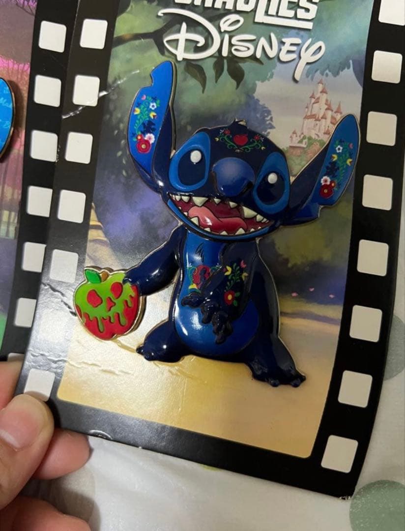 スティッチ　ピンバッジセット