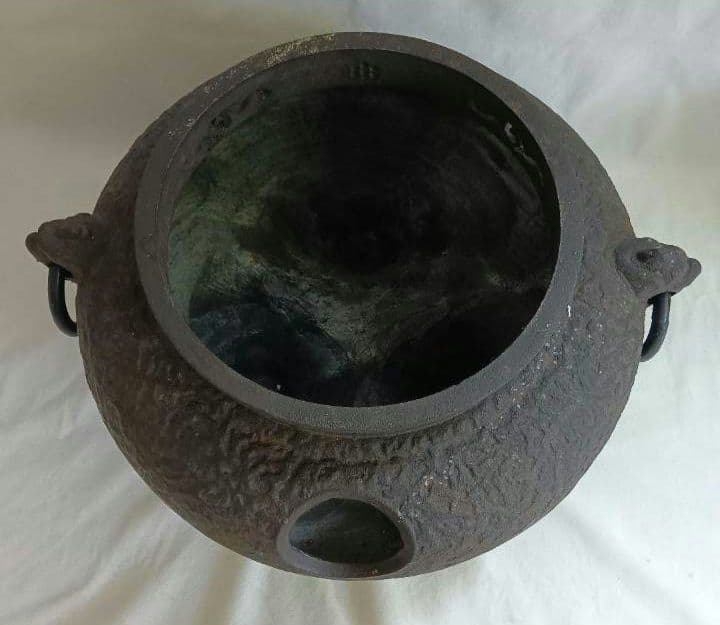 電気式火鉢　風炉型電熱器　茶道具　コード式火鉢　取り外し可能　アンティーク鋳鉄製