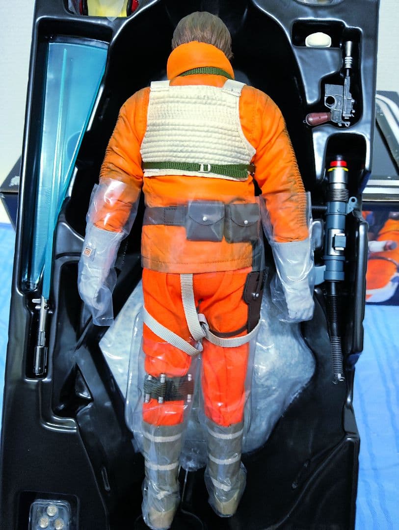 HOTTOYs•STARWARS[ルーク]レイアヘッド付き!土日限定価格!!