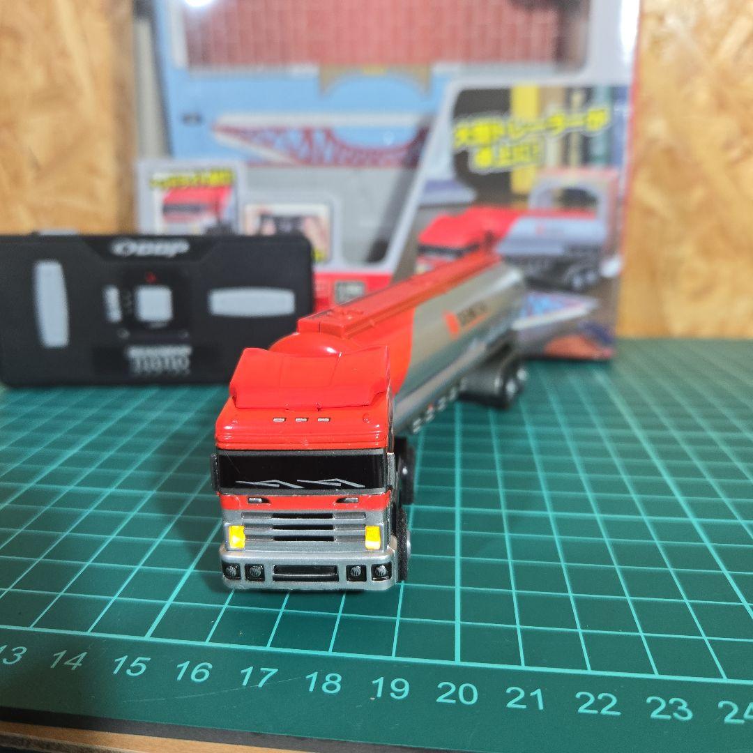 IDEMITSU 1/86 タンクローリー ラジコンREALDRIVEnano