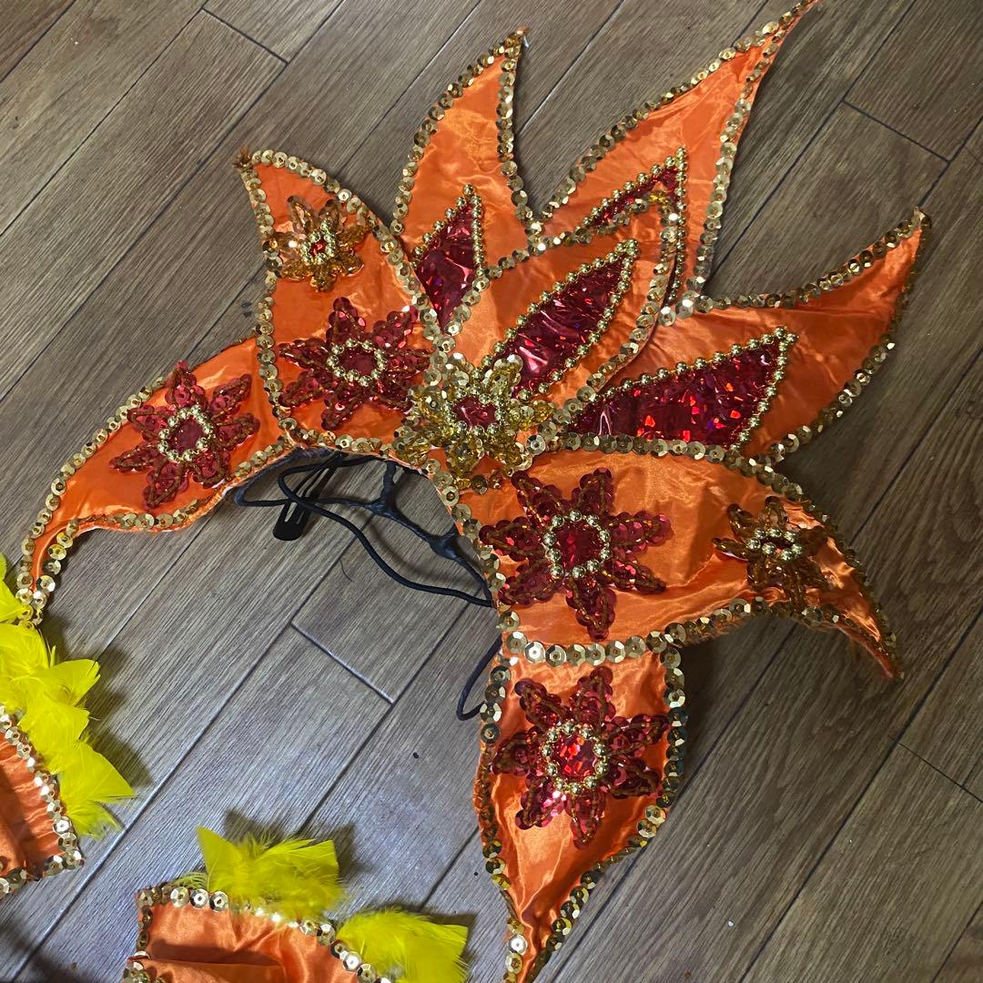 オレンジ カーニバル衣装 ビーズ装飾