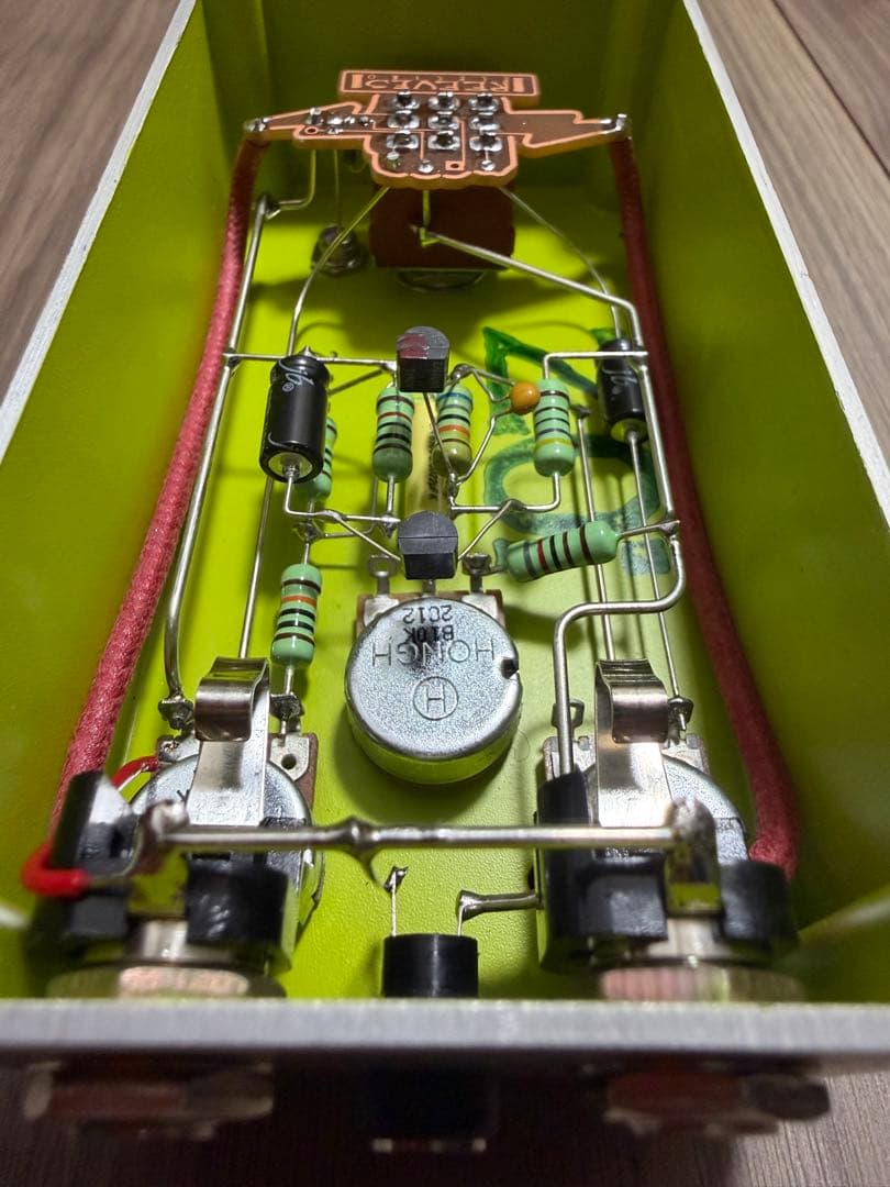 reeveselectro.co.uk ZO：(NOS 2N4061)