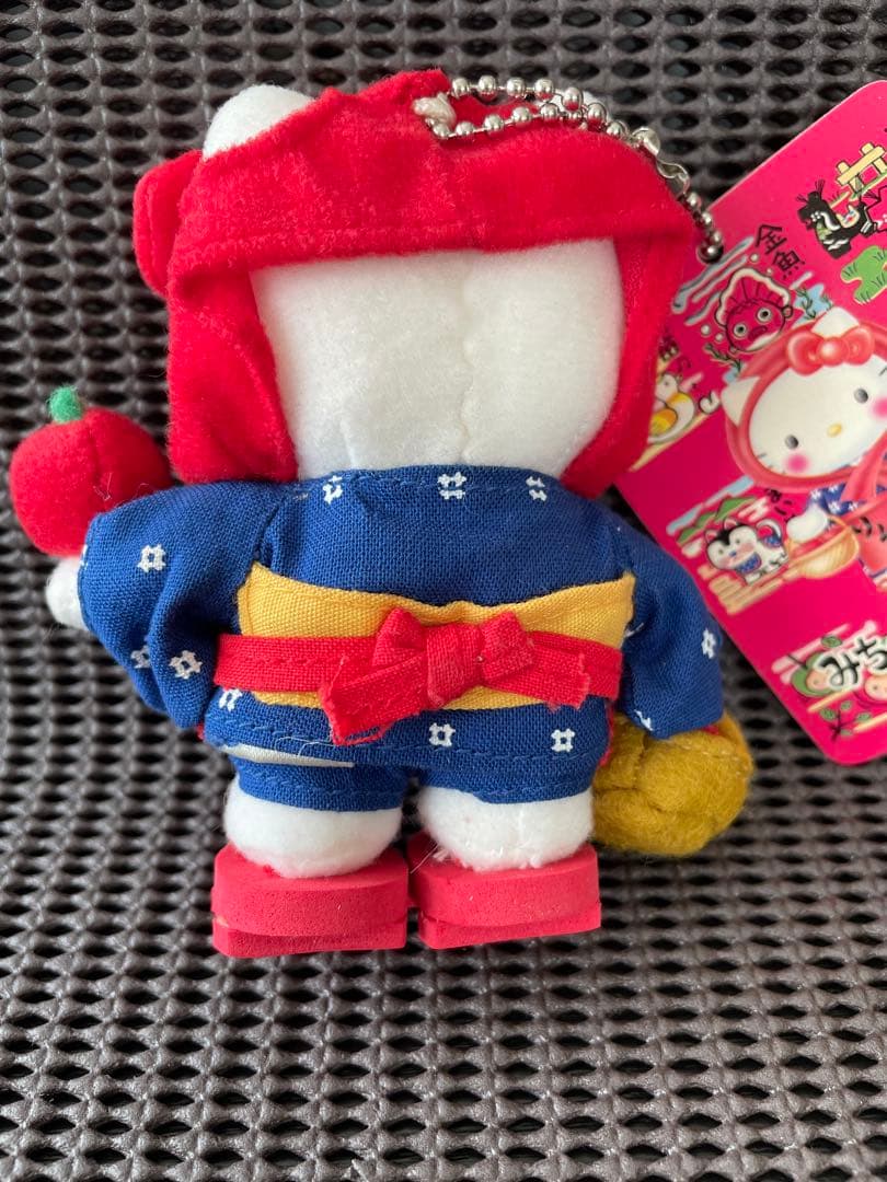 (フェルメール様)青森限定 ご当地 ハローキティ りんご娘 ぬいぐるみ