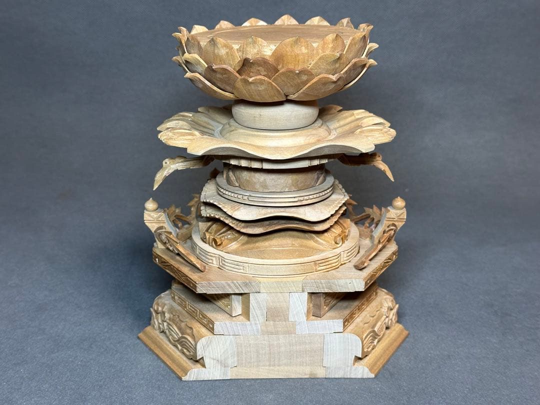 白檀　金泥書　大如来3寸　六角ケマン台　木彫り　仏像　アンティーク　置物　骨董