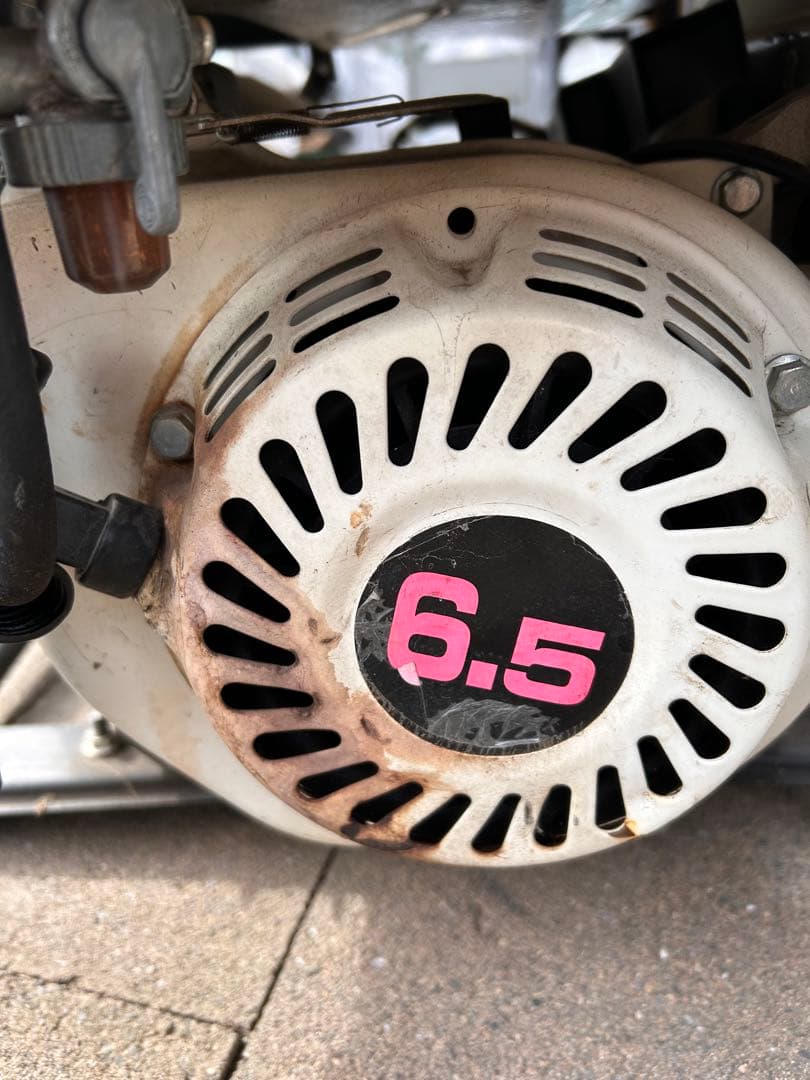 発電機　動作品　2\10まで出品　サービス品　引き取り限定