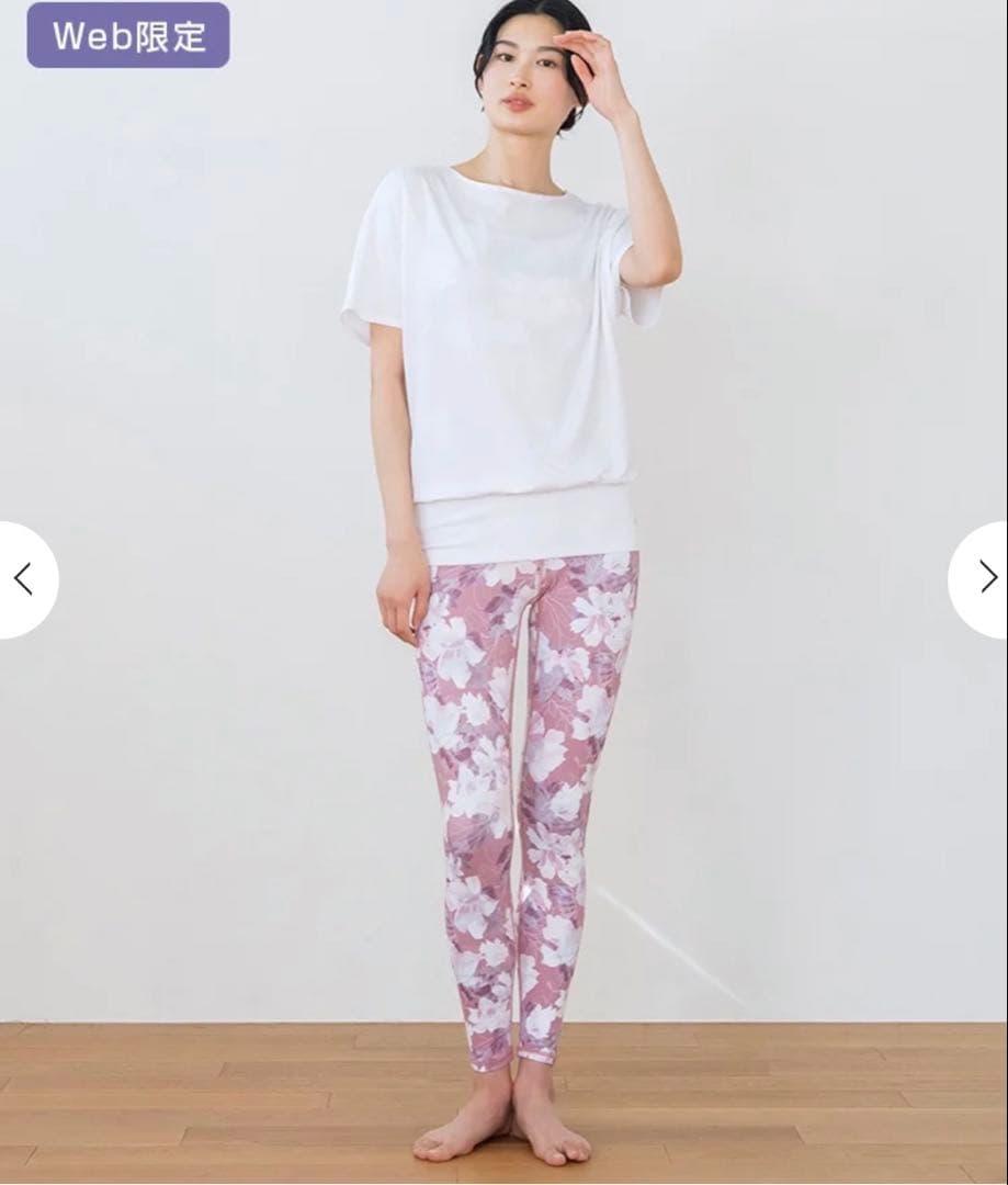 SKALAヨガウェア【Lサイズ】トップス２枚と花柄レギンスセット