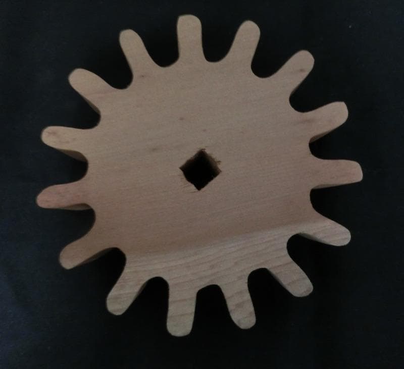 訳あり特価！　木製歯車　無垢1枚板　迫力の大型！　4個セット　厚い！桂材！！