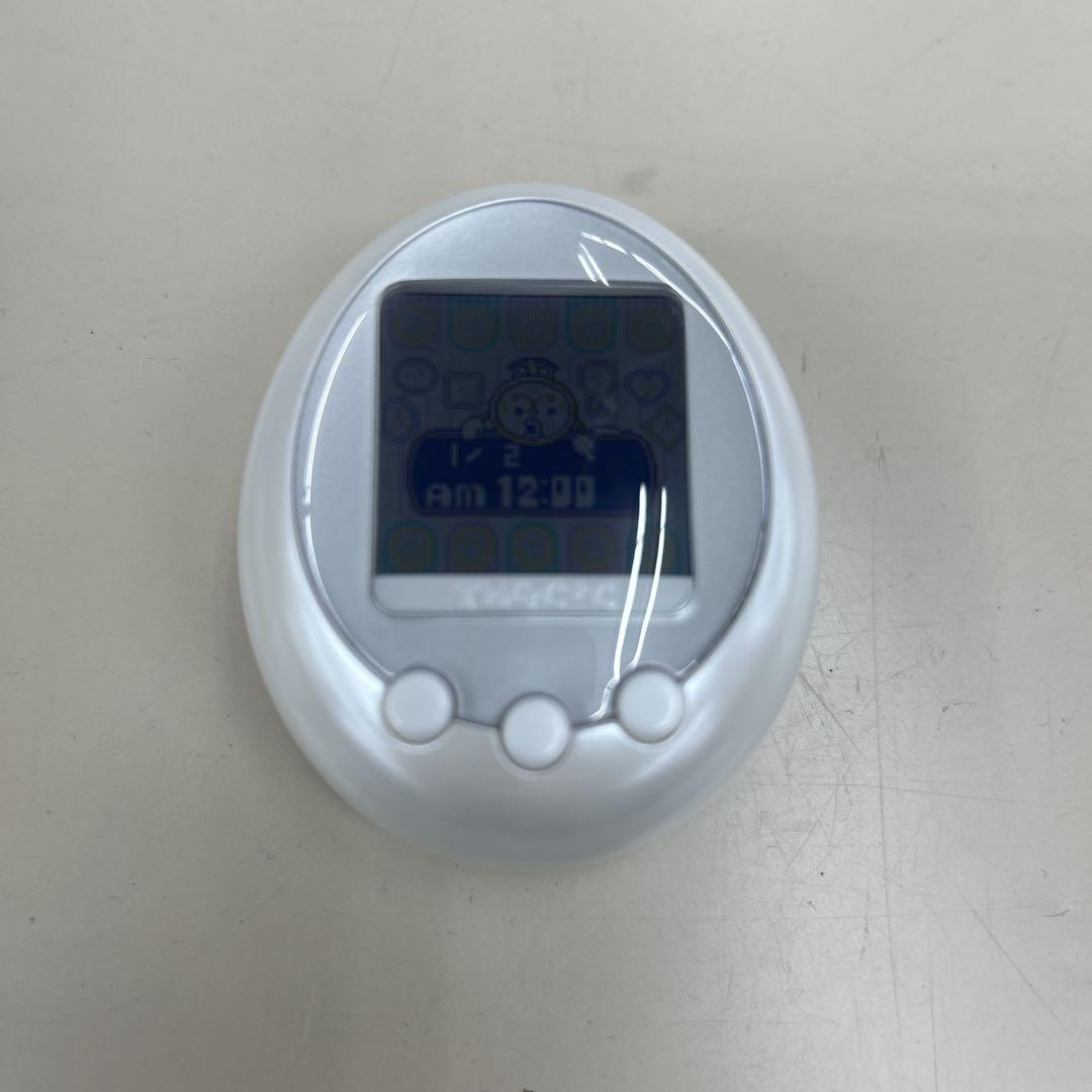 【極美品】たまごっちプラスカラー　ホワイト　説明書つき　動作確認済み