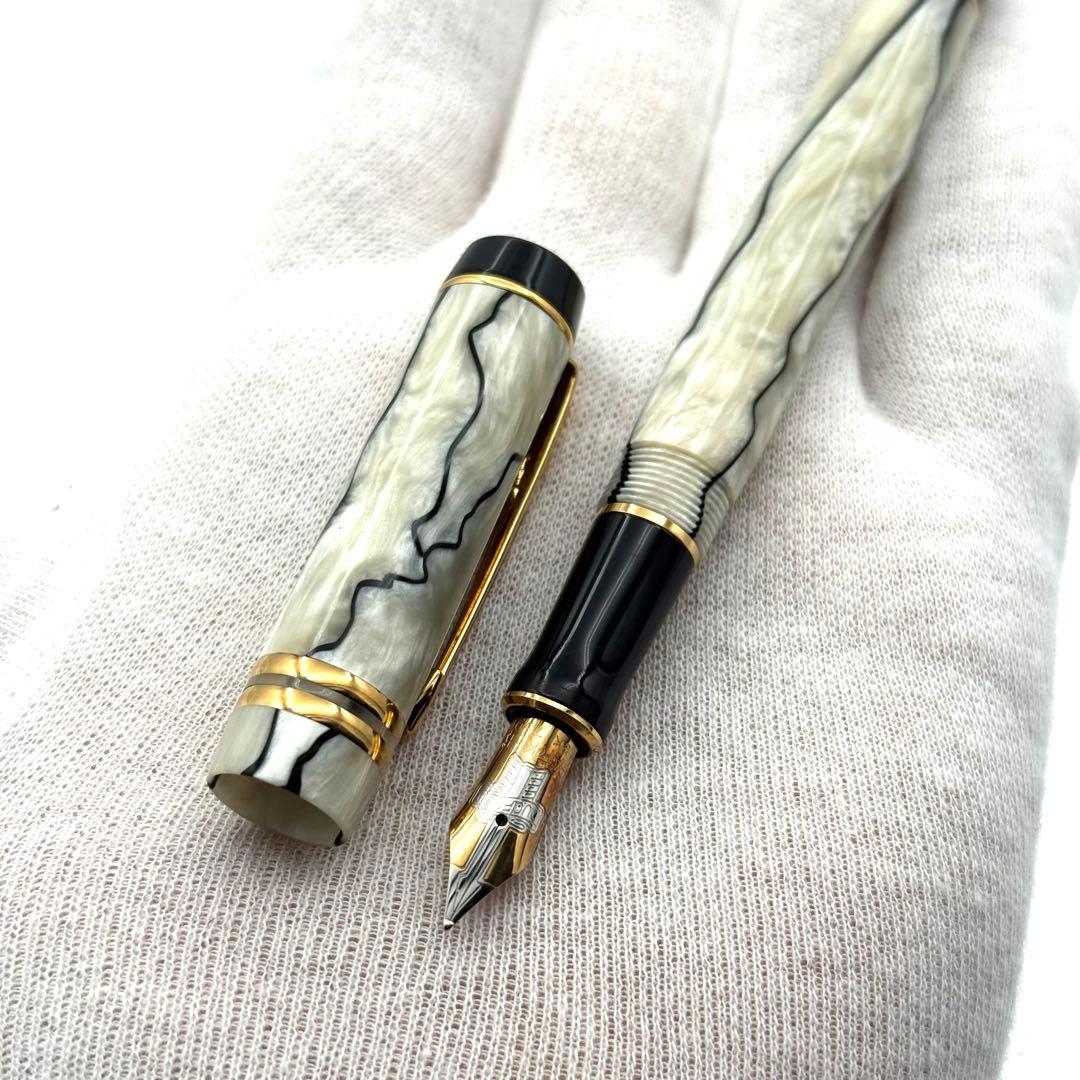 Parker パーカー Duofold デュオフォールド パール 万年筆 18K