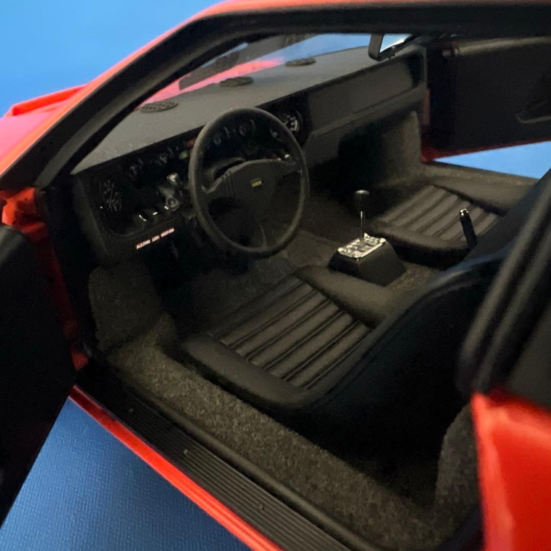 京商　1/18 ランボルギーニ ウラッコ ラリー