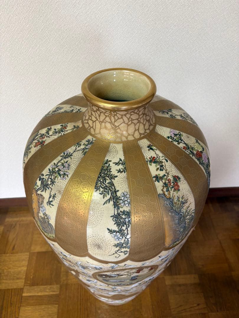 大型花瓶（飾り壺）置物