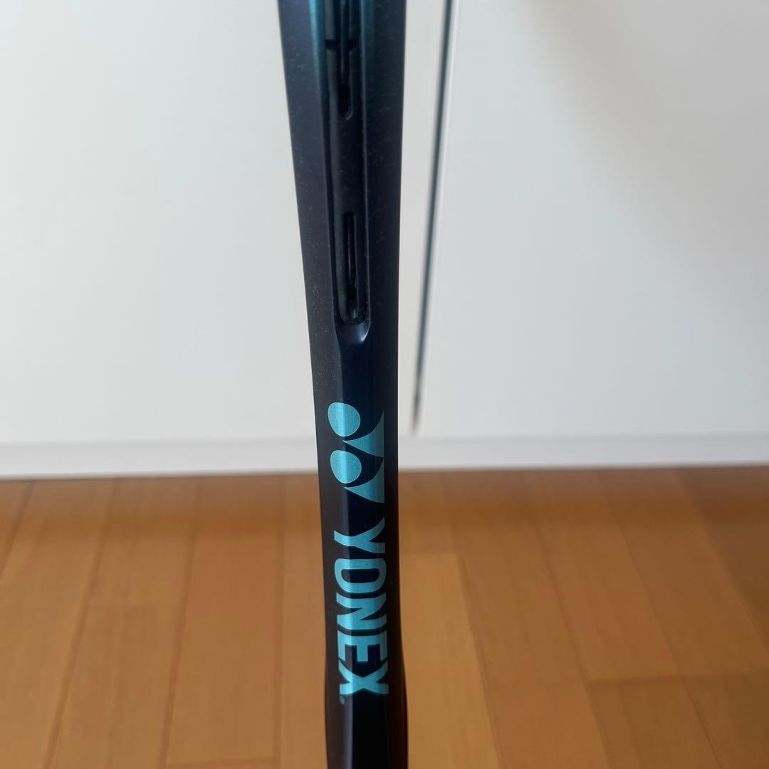 YONEX ISOMETRIC EZONE 98テニスラケット