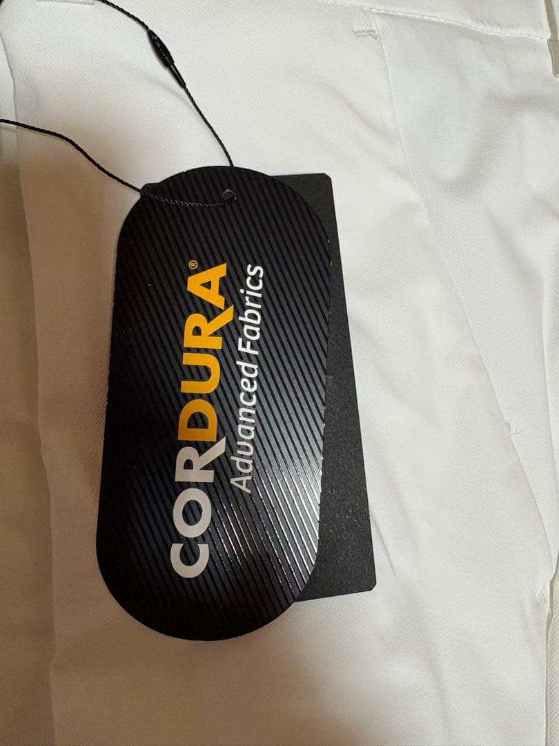 【新品・保管品】TaylorMade ゴルフパンツ ホワイト サイズ88