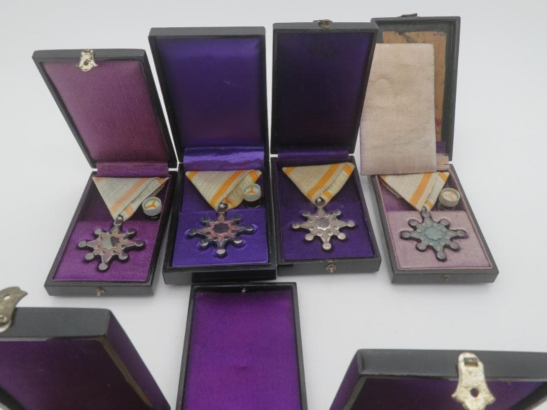 A16. 勲七等瑞宝章　勲八等瑞宝章 記章 勲章 銀メダル9点